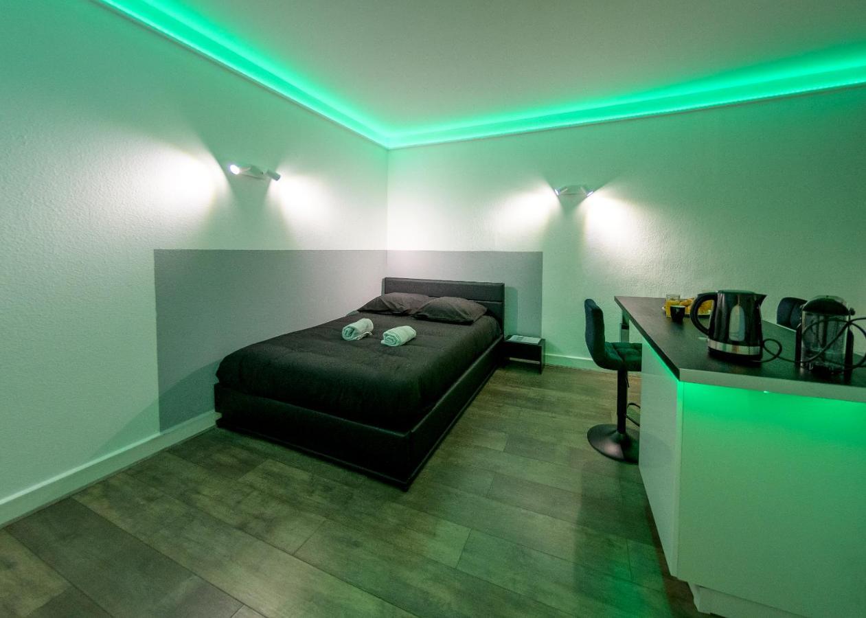 Appart'Hotel De La Gare - Cocooning Монбельяр Экстерьер фото
